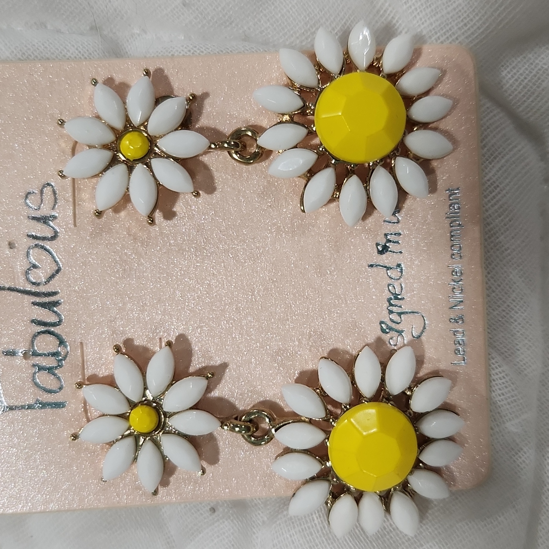 Spring Daisy Earrings